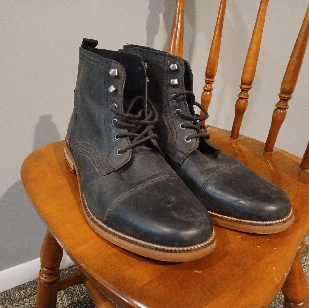 Crevo Bookham Winter Boots Black